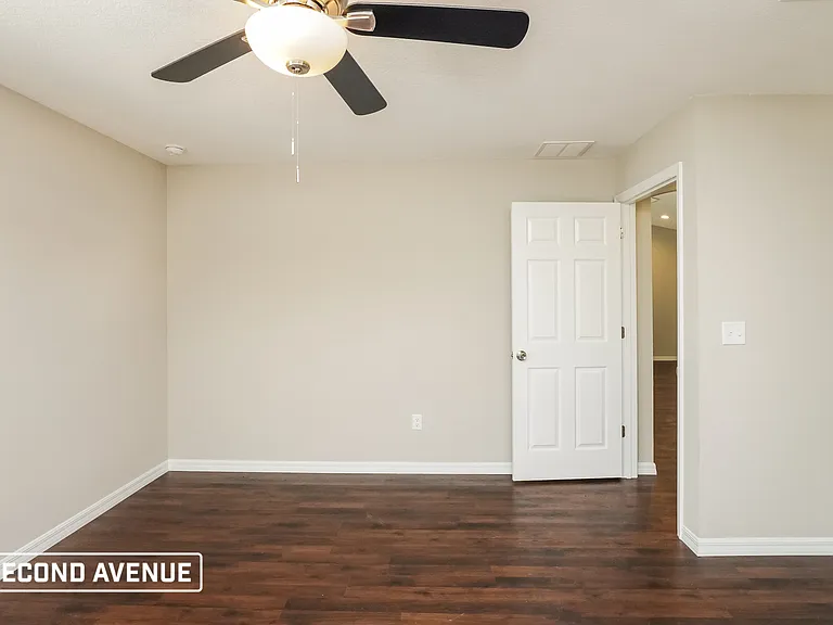 13731 SW 40th Cir — Photo 12