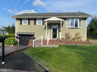 8 Cherrywood Rd, Wyomissing, PA 19610