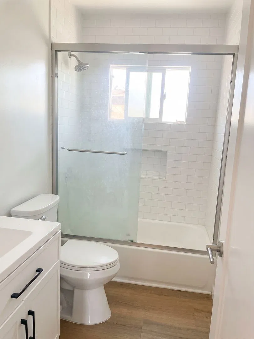 2 bed, $4,000 — Photo 3