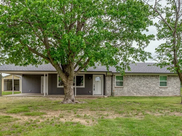 332 County Road 149, Gainesville, TX 76240