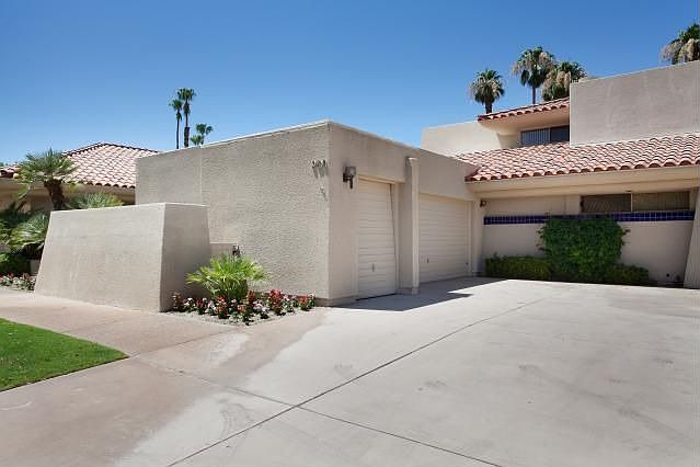 1st image of 208 S Kavenish Dr