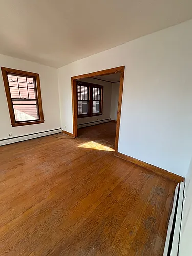 116-120B Bennington St #1 Photo 1