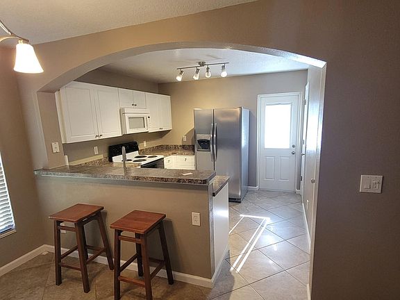 5th image of 850 Luminary Cir APT 101
