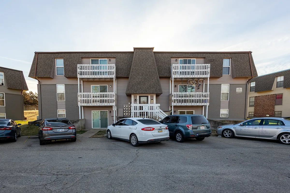 Building Photo - 715 Allison Ave #11