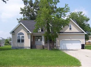 106 Grand View Dr, Elizabeth City, NC 27909