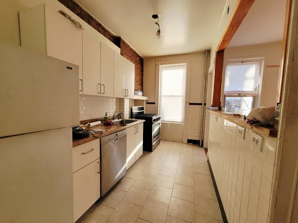 488 7th Street image 1 of 28