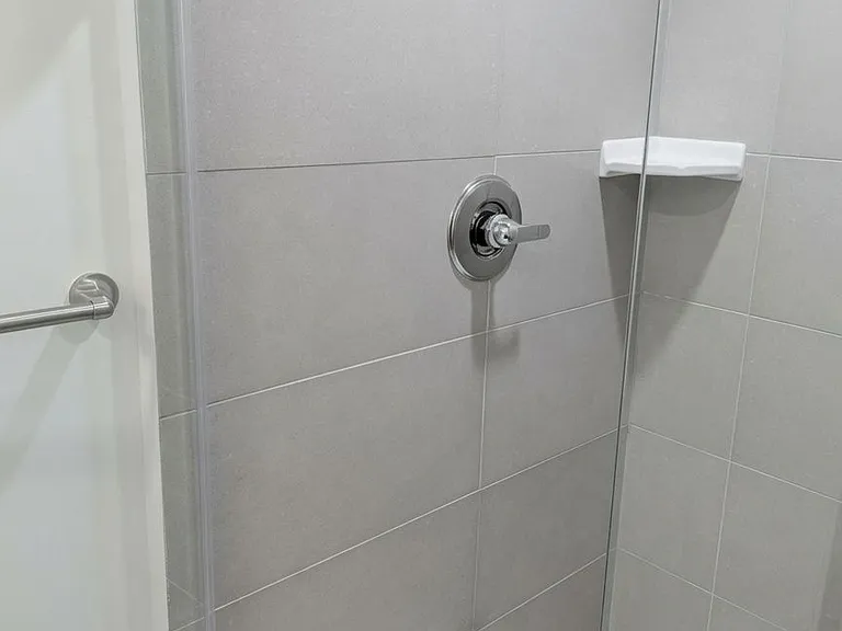 100 Harrison Garden Blvd #GPH23 — Photo 5