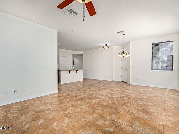 4th image of 2134 W Tallgrass Trl Unit 113