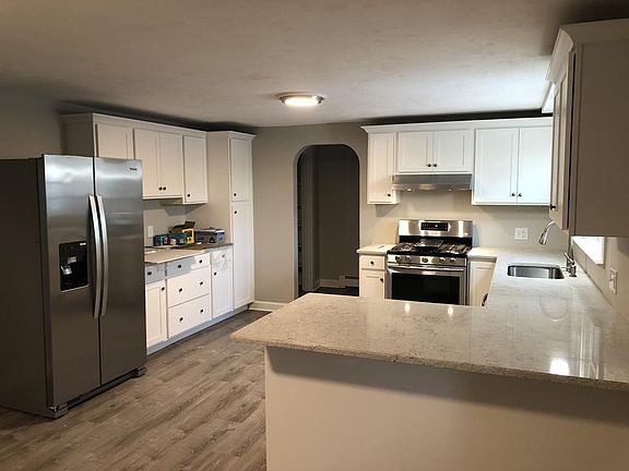 2nd image of 50 West St