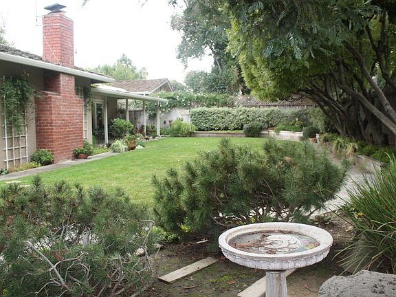 4th image of 1321 Winona Dr