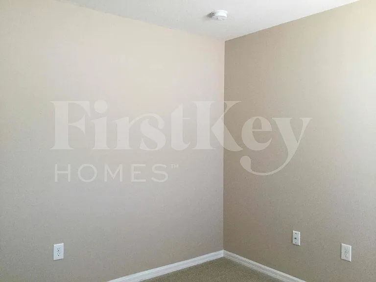 425 Hammerstone Ave — Photo 17