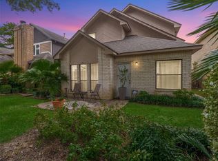 6741 Tournament Dr, Houston, TX 77069
