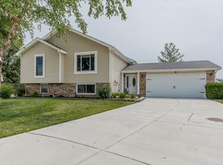 72 Cart Path Ct, Saint Peters, MO 63304