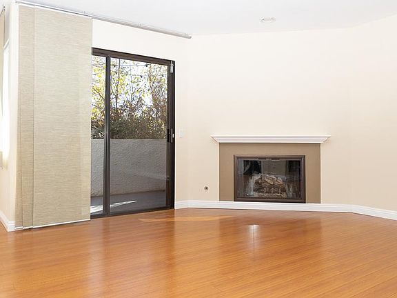 3rd image of 311 E Glenarm St APT 8