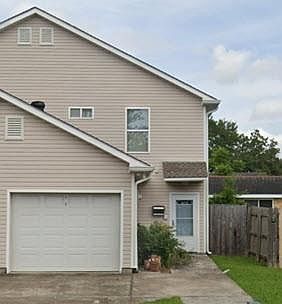 1st image of 502 Deckbar Ave