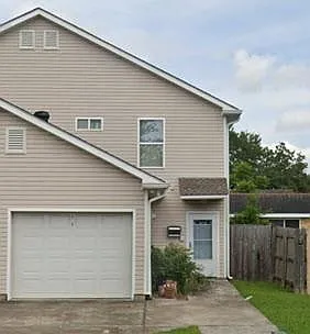 502 Deckbar Ave
