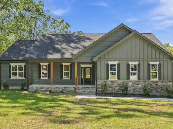 195 Country Lake Dr, Henderson, NC 27537