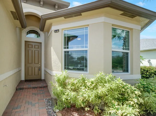 11044 Winding Lakes Circle, Port St Lucie, FL 34987