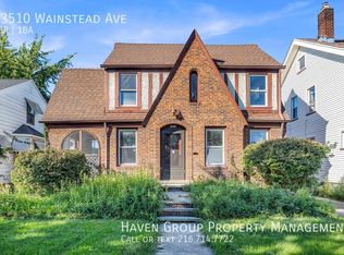 13510 Wainstead Ave, Cleveland, OH 44111