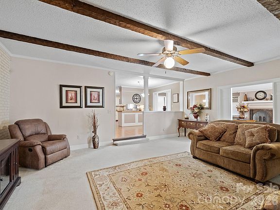 4th image of 2526 Goldmine Rd