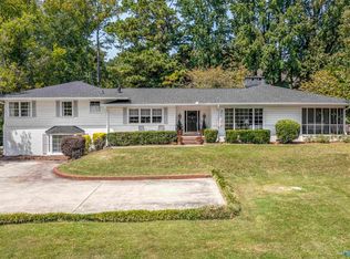 1879 Rainbow Dr, Gadsden, AL 35901