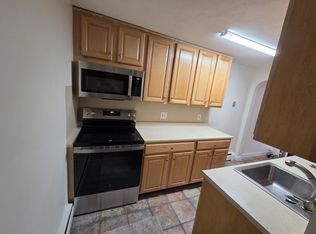 4 Lewis St #2, Boston, MA 02109