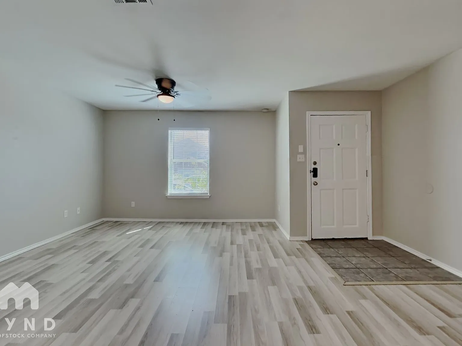 3 bed, 2.0 bath, 1080 sqft, $1,479 — Photo 4