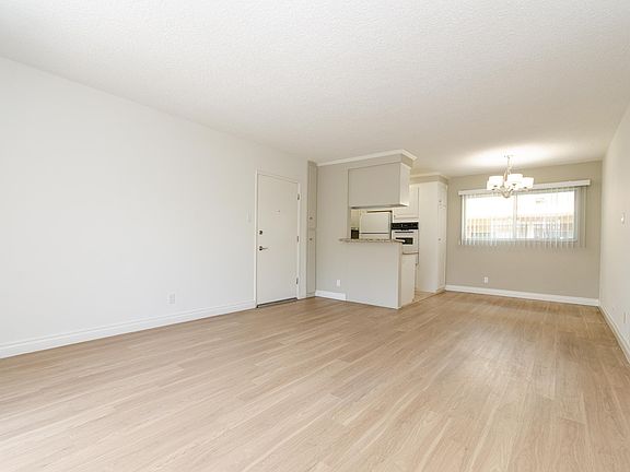 5th image of 1430 S Barrington Ave APT 5