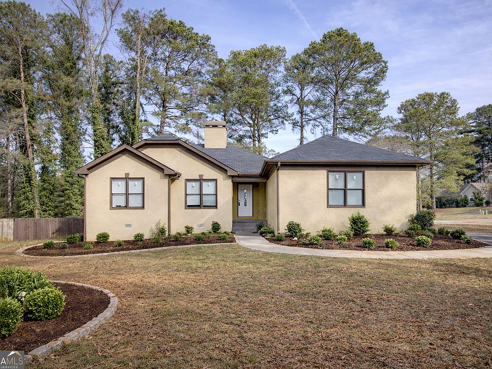 1st image of 500 Ironwood Ct SE