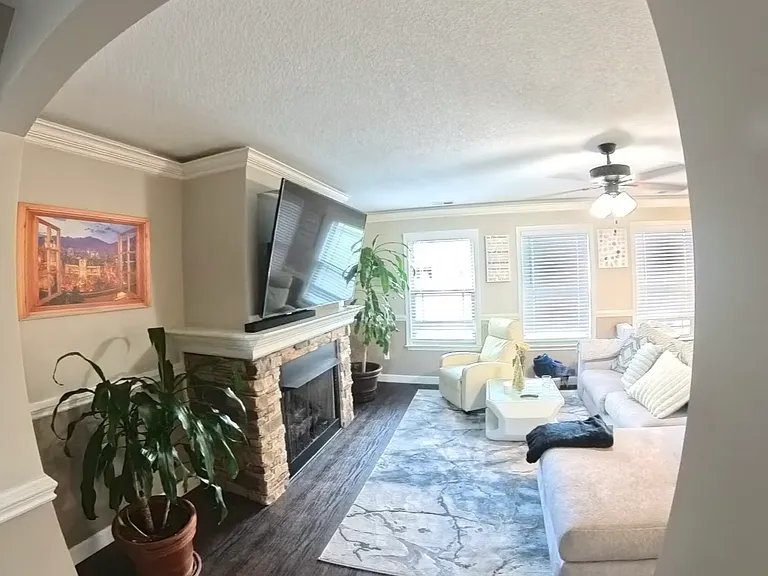 Rosalyn Dew Dr — Photo 13
