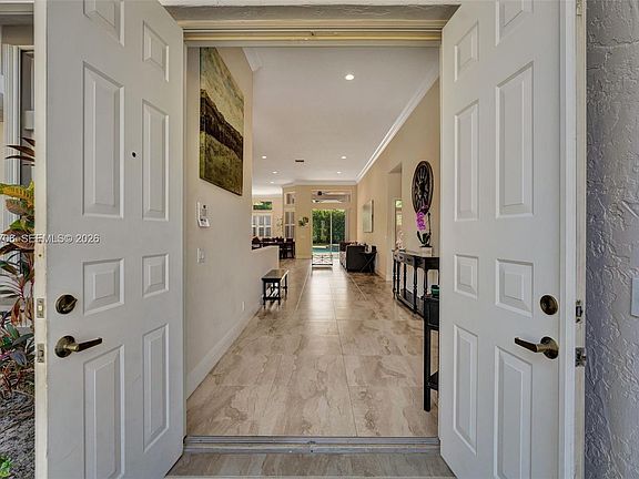 5th image of 2390 Pheasant Ln