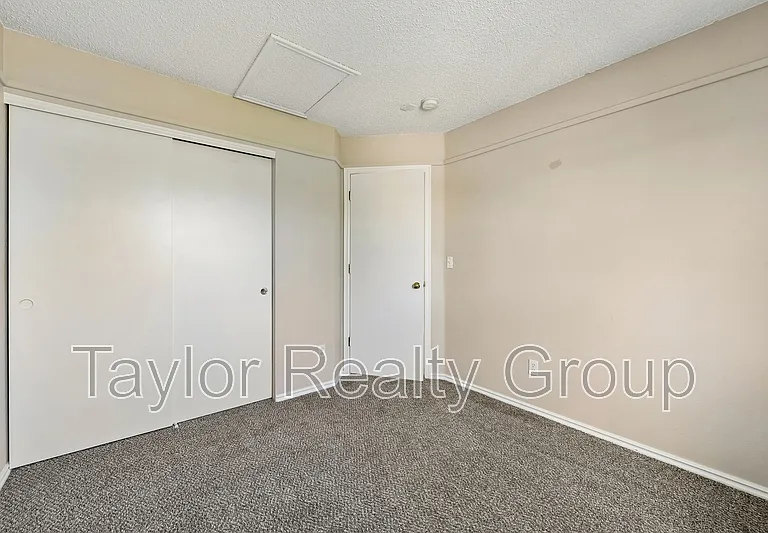 8728 Starwood Ln — Photo 20