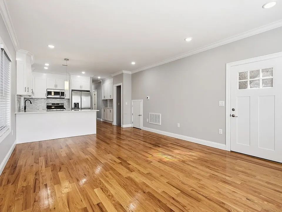 Dining/Living 2