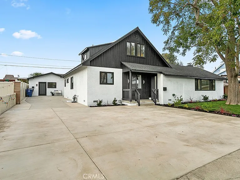 6091 Navajo Rd — Photo 31