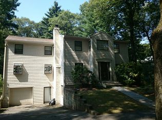 11 Drew Rd, Newton, MA 02467