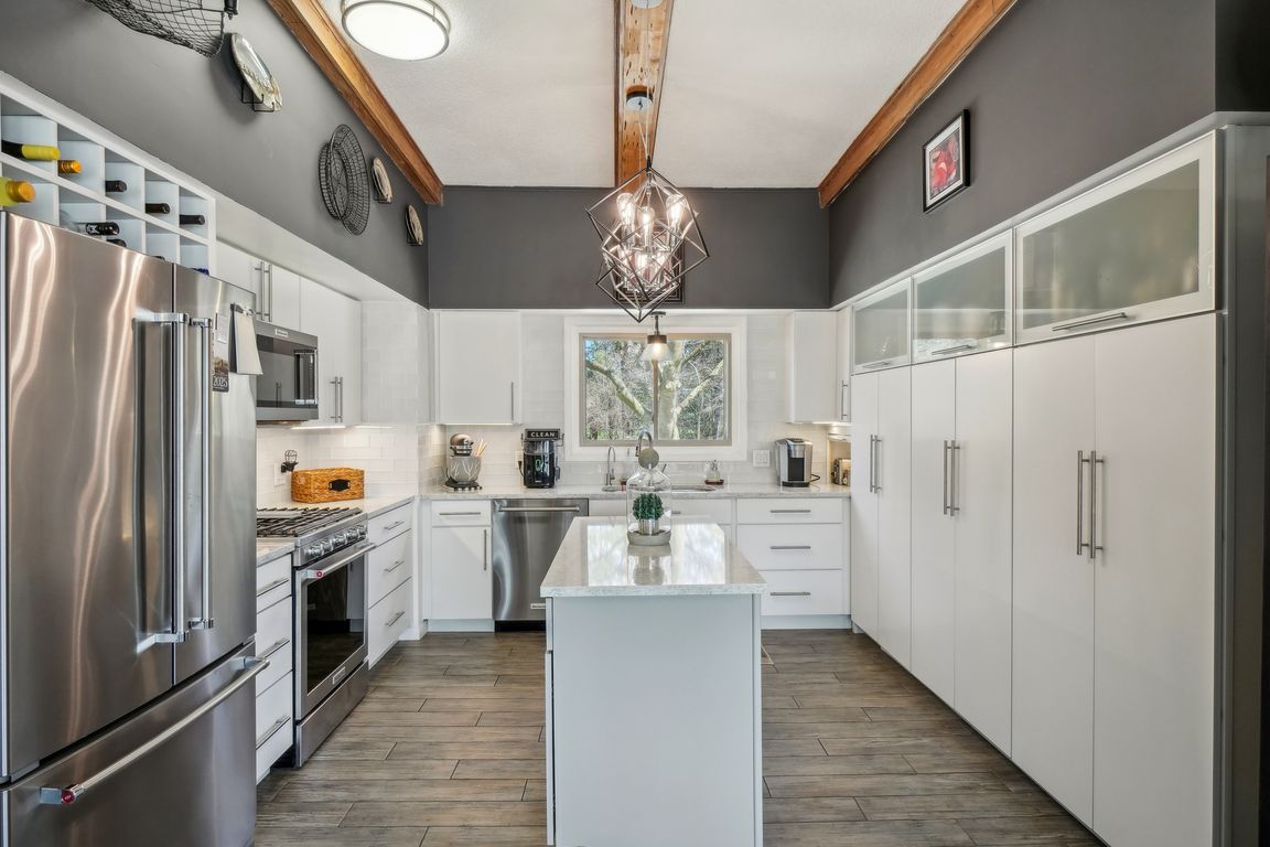 Lakeridge Dr-0904-011.jpg