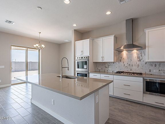 5th image of 20147 W MULBERRY Drive