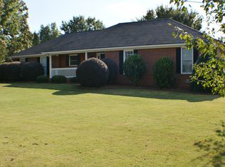 1261 Taylors Dr, Watkinsville, GA 30677