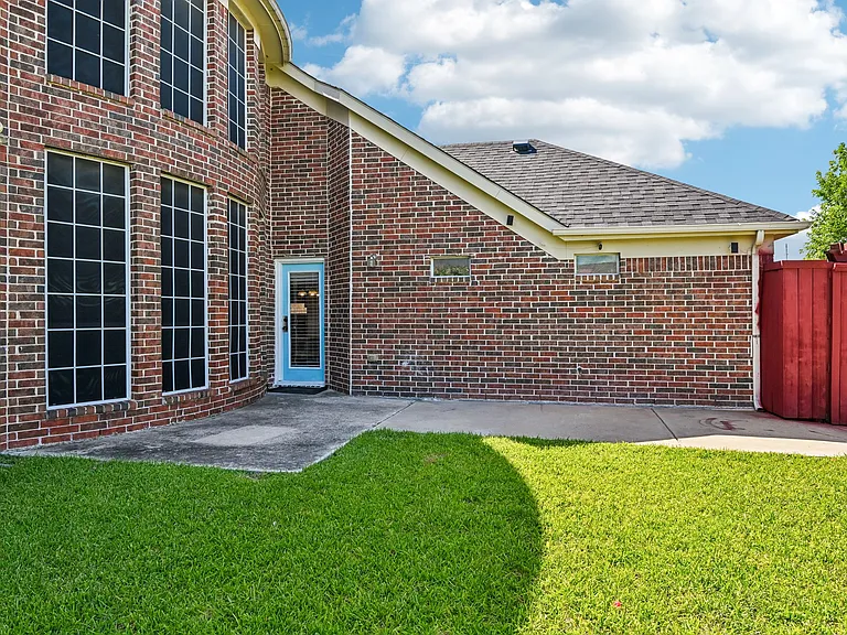 6006 Shadywood Ln — Photo 42