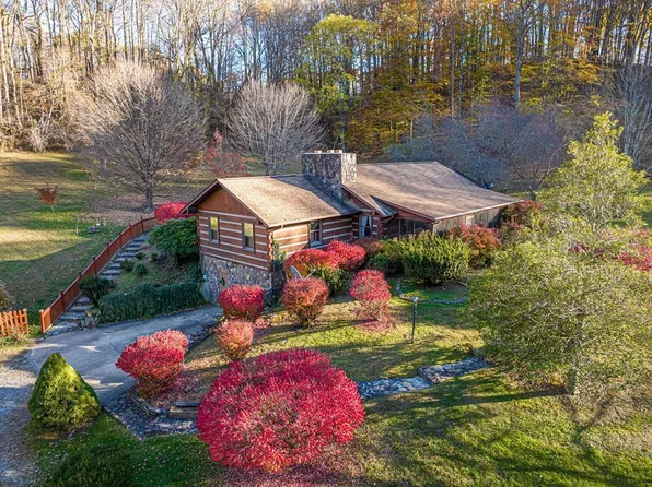 29616 Tobias Dr, Meadowview, VA 24361