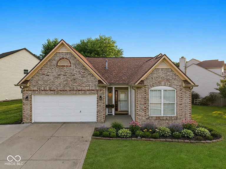 15452 Heath Cir — Photo 2