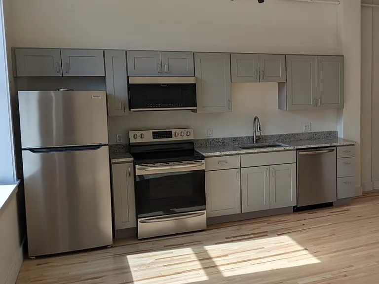11 Commercial St #200 — Photo 3