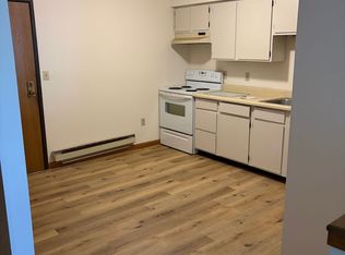 220 N Brookwood Dr #124, Mount Horeb, WI 53572