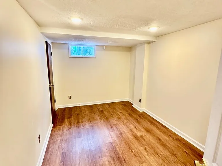 604 N Mantle Ave — Photo 20