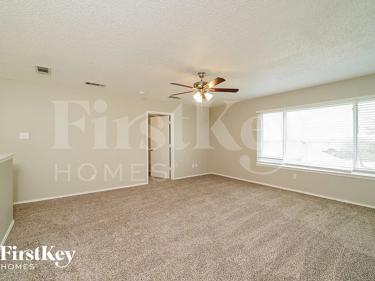 8024 Mourning Dove Dr — Photo 11