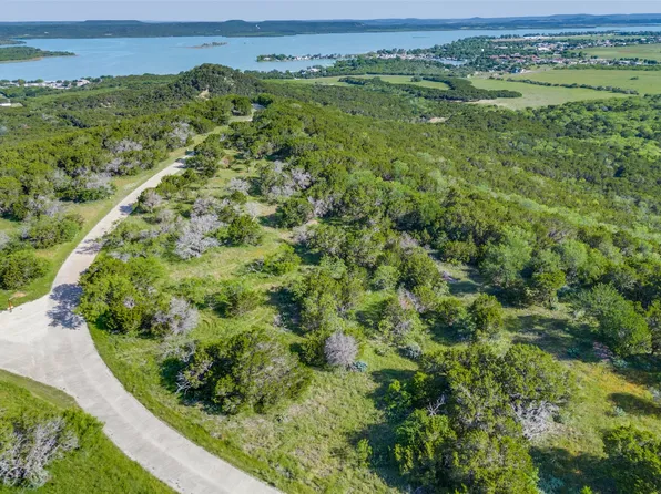 1099 Highland Dr, Graford, TX 76449