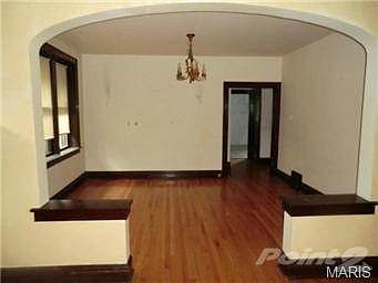 5th image of 5415 Grace Ave