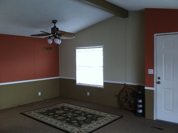 3rd image of 112 Sherri Ln #112