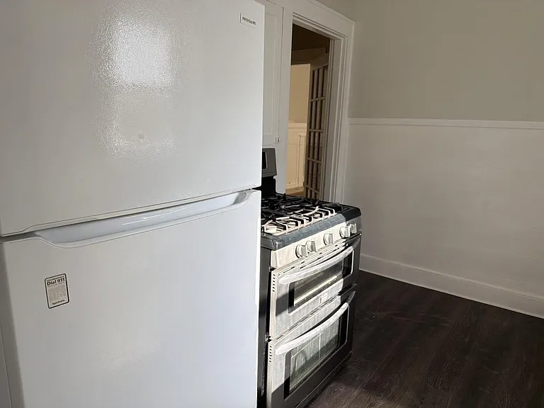 1721 Elizabeth Ave — Photo 5