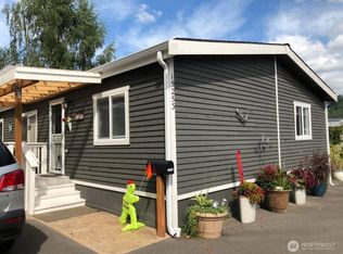 15253 Pine Dr, Renton, WA 98058